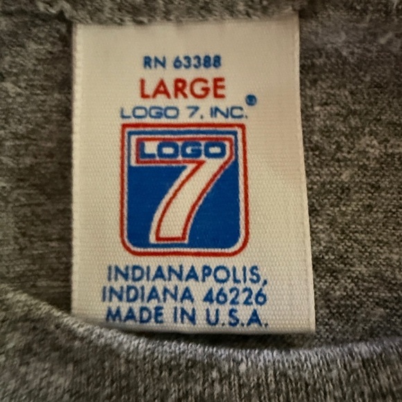 Cleveland Browns Vintage Single Stitch Graphic T-Shirt - Gray - Picture 4 of 10